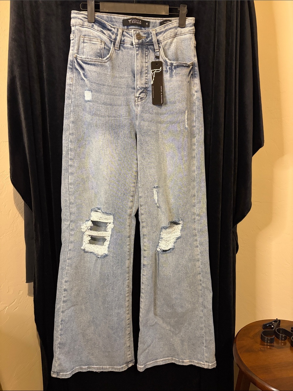 NWT Lucky & Blessed trouser jean distressed